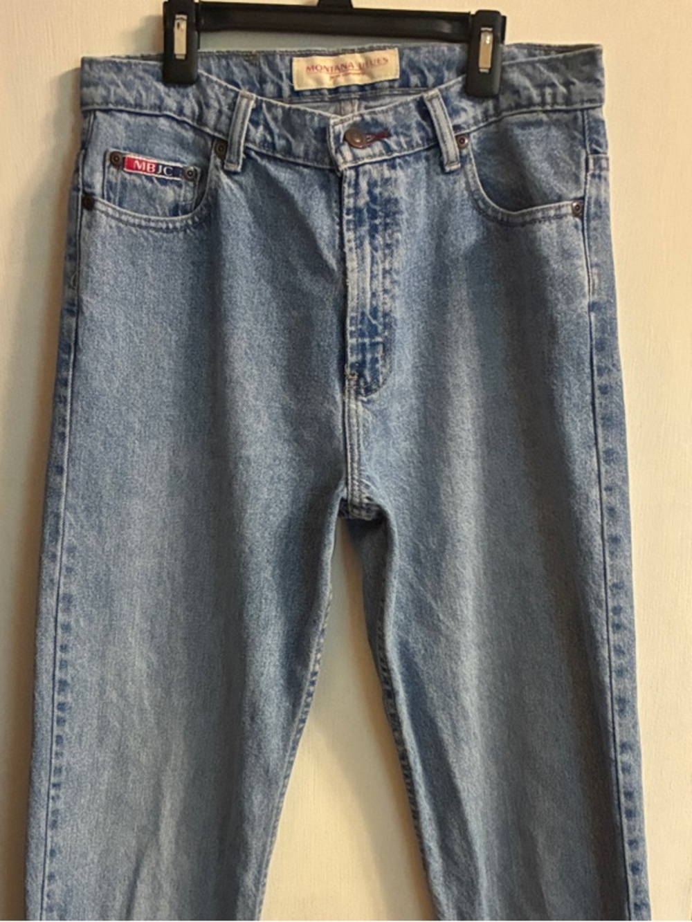 Light Wash High-Rise Straight Jeans - MBJ C Detail